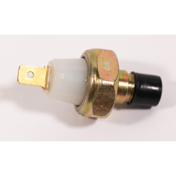 OIL PRESSURE SWITCH